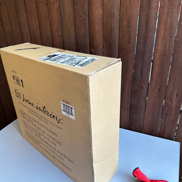 Home interiors and Gifts Retired Nativity set 10 pieces - Picture 4 of 16